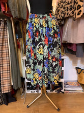 Cargar imagen en el visor de la galería, Falda vintage 80´s