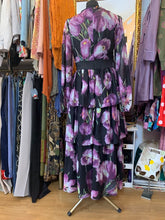 Cargar imagen en el visor de la galería, Vestido de gasa con volantes y estampado floral