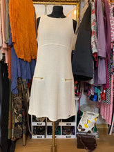 Cargar imagen en el visor de la galería, Dos piezas de vestido y chaqueta de la firma Ferrache.