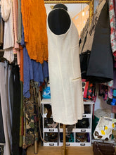 Cargar imagen en el visor de la galería, Dos piezas de vestido y chaqueta de la firma Ferrache.