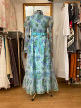 Cargar imagen en el visor de la galería, Vestido Vintage Original 70's con estampado floral