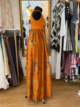 Cargar imagen en el visor de la galería, Vestido Maxi Vintage 60's con estampado