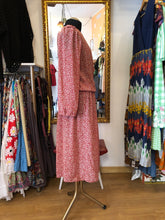 Cargar imagen en el visor de la galería, Vestido Vintage Original 80’s Rojo con estampado beige
